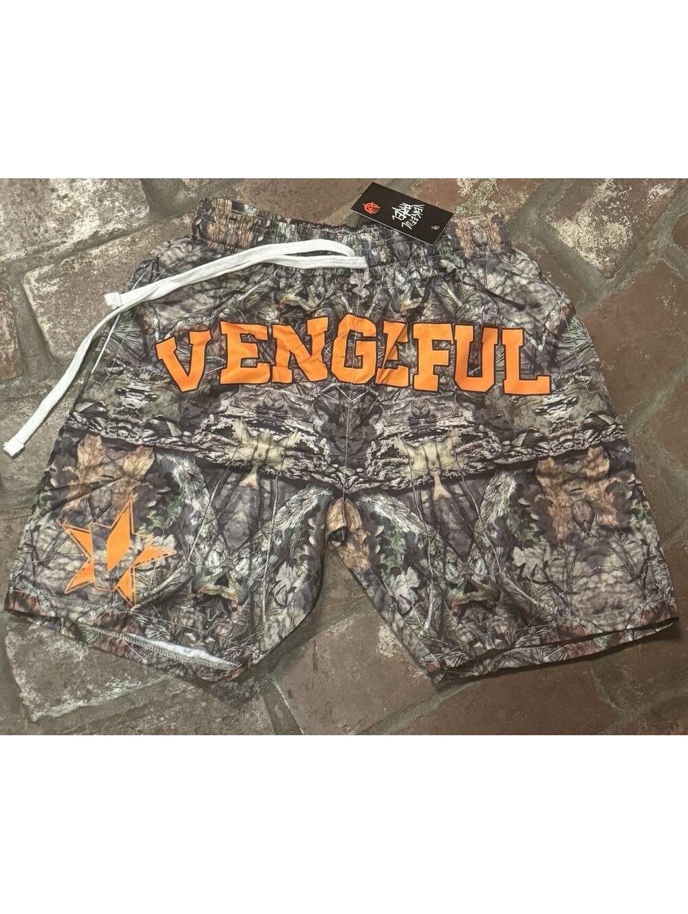 Vengeful Worldwide Kartel Camo Track Shorts Orange RealTree Gym Shoets Small NWT